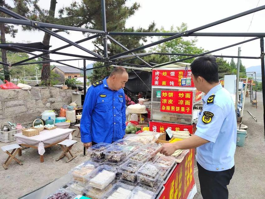 山东省蒙阴县桃墟监管所规范景区市场秩序守护游客权益