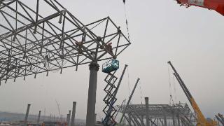 春节“不打烊”，两江新区新能源汽车产业园项目一派繁忙