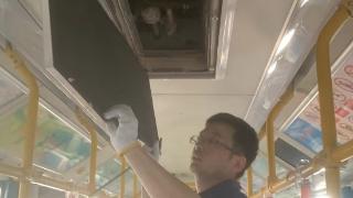 新余公交修理厂全面检修清洁公交车空调系统