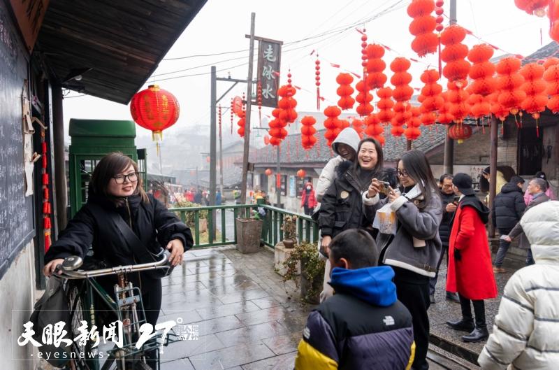 贵州民俗活动添彩春节旅游