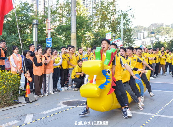 碧江区：解决工会职工“痛点” 当好新就业形态“娘家人”