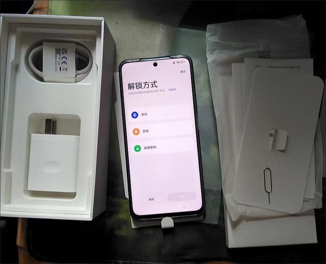 真我10pro，千元机中的拍照神器