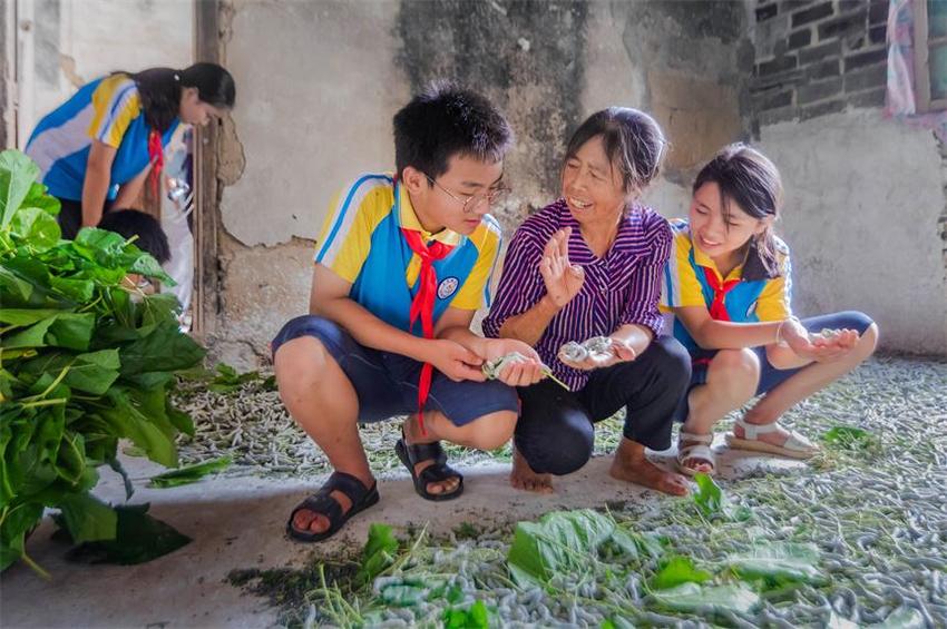 江西永新：农业研学 打造青少年“第二课堂”