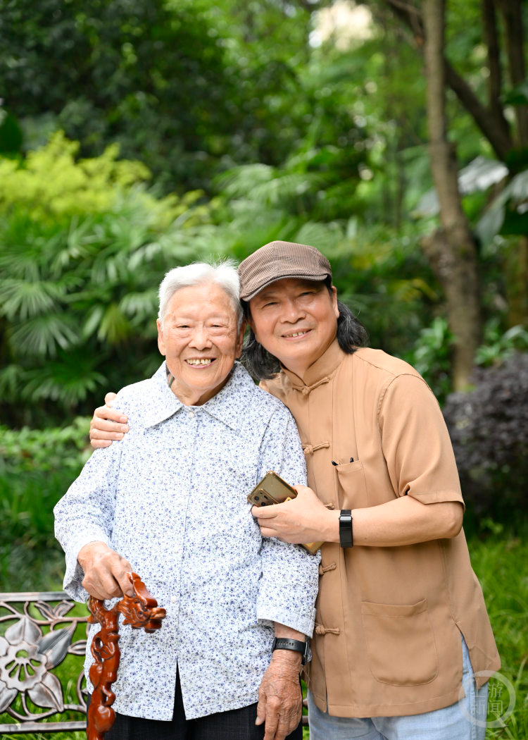 百姓记录｜如果没有妈妈，可能没有我这幅百米三峡长卷……