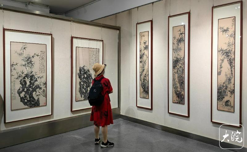 宋世昌中国画作品展在合肥举行