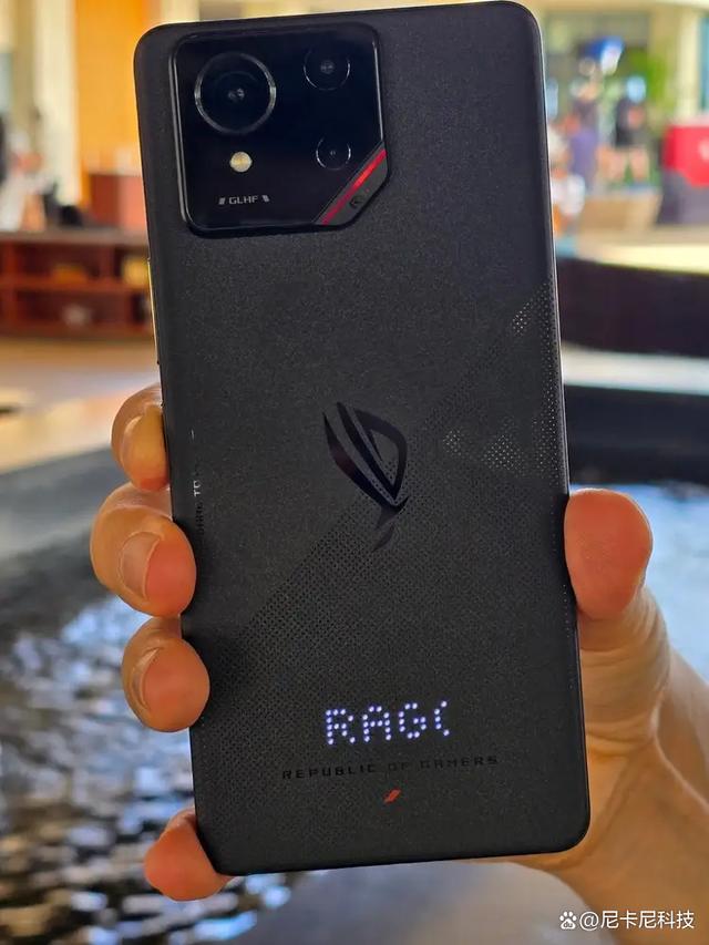 ROG 8系列直降300，新机开启先人一步计划预约