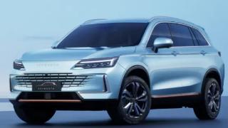 新款创维ht-i上海车展开启预售，两侧配备了造型平直的大灯组