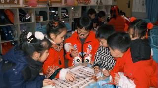 趣味无“纸”境 博雅小学期末测评玩出新花样