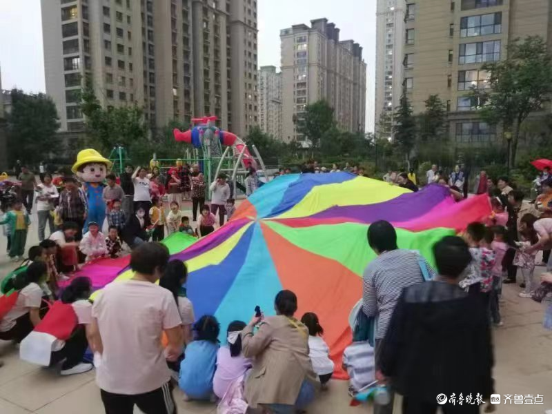 上高街道：开展婴幼儿照护服务亲子活动