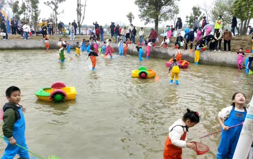 “接住泼天的富贵，把游客当家人”，荆州区清明假期旅游收入增幅