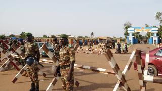 法国与尼日尔军政府磋商“部分撤兵”，仍计划在该国保持“自治部队”