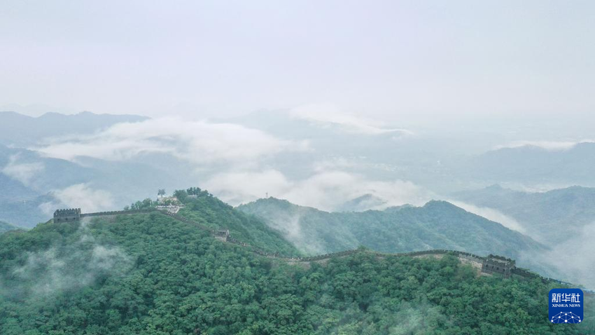 云雾缭绕慕田峪