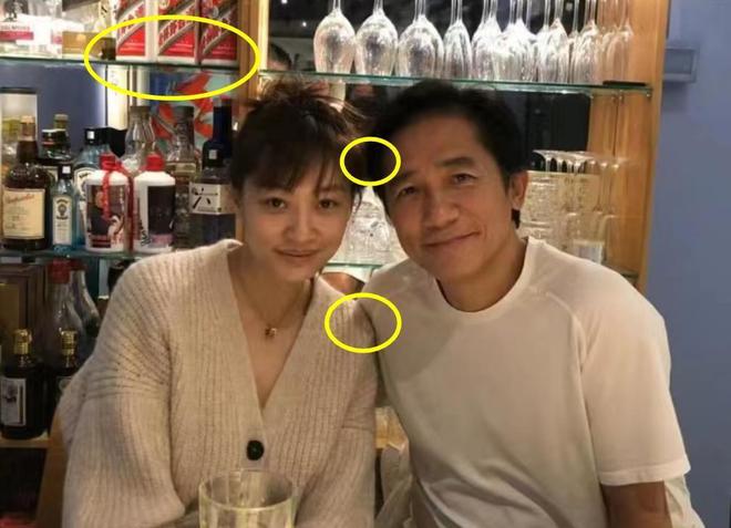 61岁梁朝伟再惹争议，拿奖后和一群富婆们庆祝，举止亲昵不避嫌