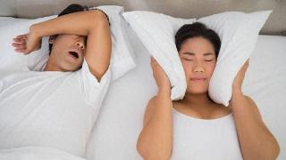 睡觉打呼噜的人更易患上脑梗？