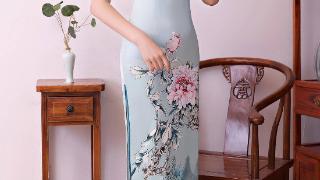 改良旗袍裙可以保留传统旗袍的经典美感