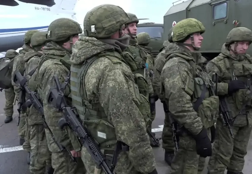 俄“西部”集群航空兵对乌军部署点进行了14次打击