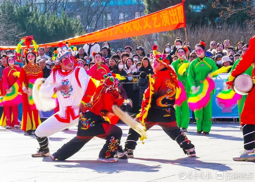 “龙龙”的年味|九岁“乐大夫”正月忙，六百年海阳大秧歌别样红