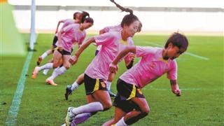 中国女足出征世界杯 公务舱留给她们