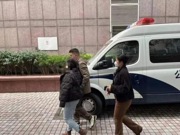 上海一女子诈骗20余家餐饮店被刑事拘留