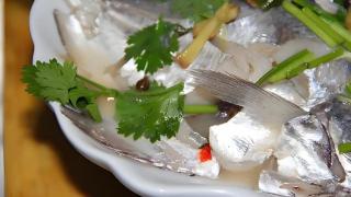 解锁白鲳鱼烹饪新境界：五款美味炖法及独家小贴士分享