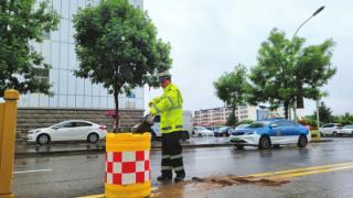 【关注职业道德和行风建设之职工篇】灵丘县交警大队辅警刘晋升：执勤岗上 暖心护学