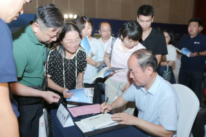 “家有儿女要留学”大型专家报告会济南站圆满落幕