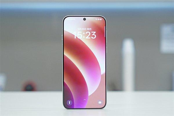 OPPO Find X8系列24日亮相：超62万人预约