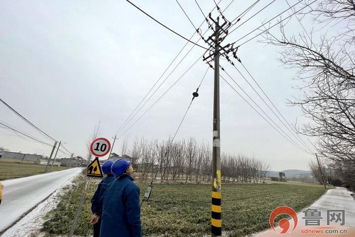 高新供电中心：雨雪冰冻天气特巡 保障线路安稳运行