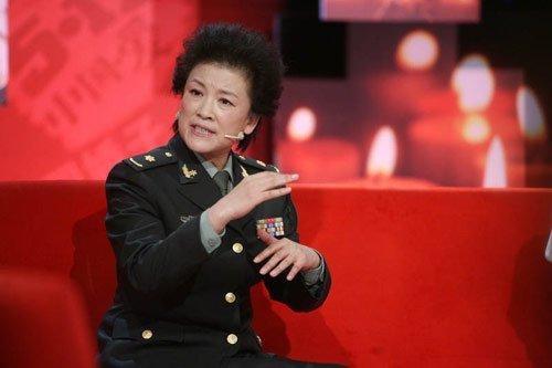 演员宋春丽：为事业放弃当母亲机会，好在晚年儿女双全