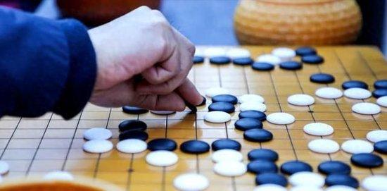 一场围棋赛，演绎酒都的温情故事