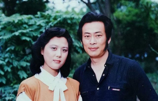 王诗槐离婚12年后，带着智障儿子二婚再遇初恋