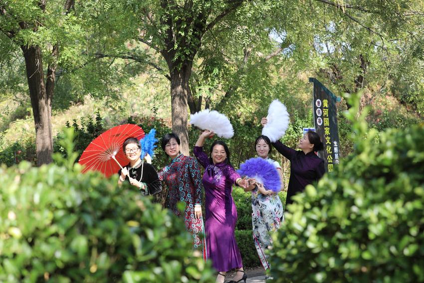 惠民阳信两县联合开展“写大美风物 展时代英姿”文艺采风活动