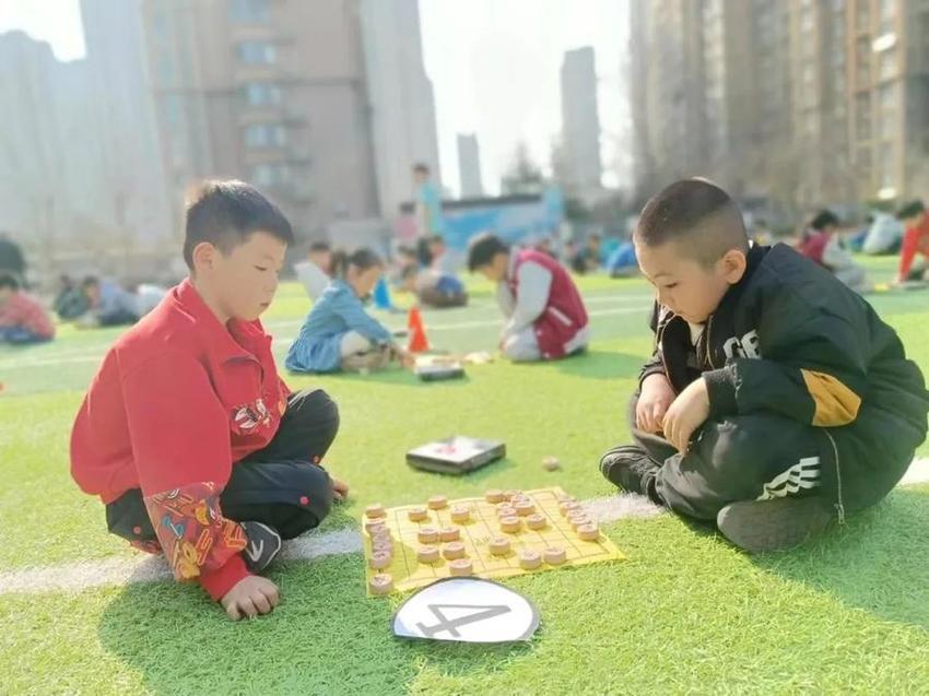 以棋益智，乐在“棋”中——丰奥嘉园小学第一届中国象棋校园赛