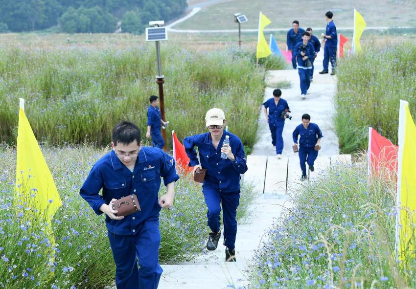 江铜德兴：青春在矿山之巅绽放