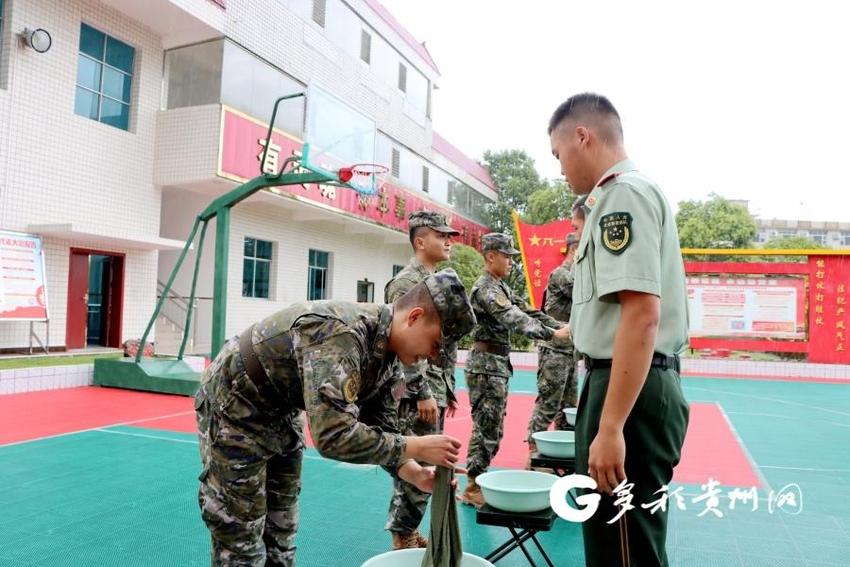 独山：新兵下连 翻开军旅生涯新篇章