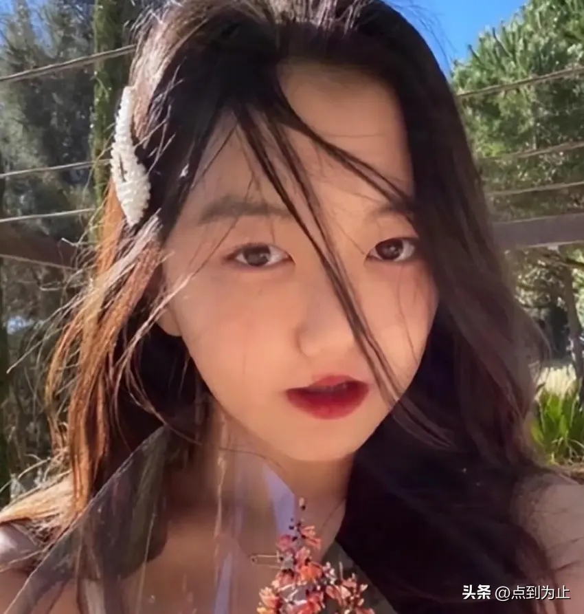 王菲花百万为女儿治疗唇裂，如今嘴是治好了，脸却越来越奇怪了