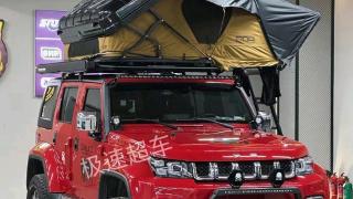 北汽bj40“旅居版”车顶折叠帐篷，旅游出行更方便实用