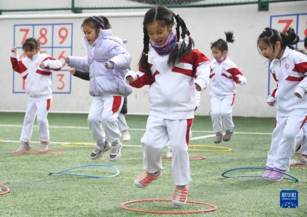 北京中小学开展特色体育课助力学生健康成长