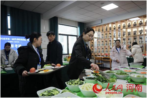 河南：赛出真才“食”学 让“菜篮子”代替“药罐子”