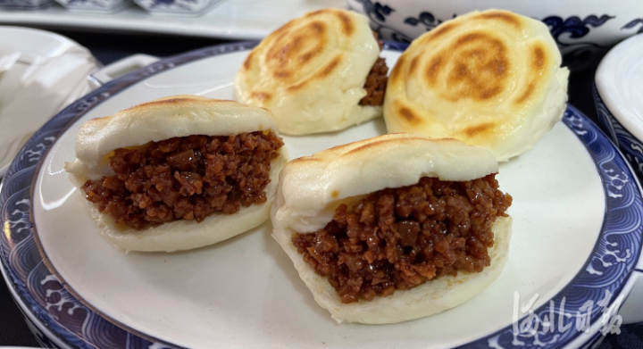 中国烧饼入选“全球最好吃的面包”！来“烧饼大省”河北吃烧饼