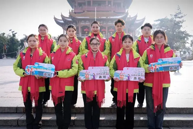 文明旅游成春节风尚，武汉文旅志愿服务护游客平安