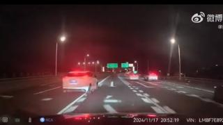 问界M7时速123km/h下紧急避险 避免2次碰撞：车主为华为智驾打Call