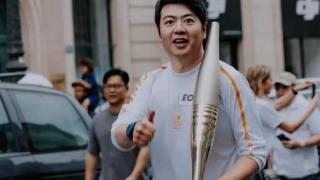 郎朗巴黎奥运传递火炬，跑步时满身赘肉晃动，被嘲有损中国形象？
