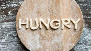研究证实“挨饿”也有好处：不仅益脑，还能延寿