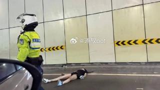 女网红骑摩托隧道内身亡！疑似车祸撞护栏