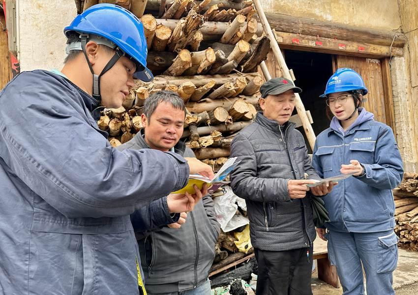 柳州柳城供电局：应对新一轮寒潮天气，保障安全可靠用电