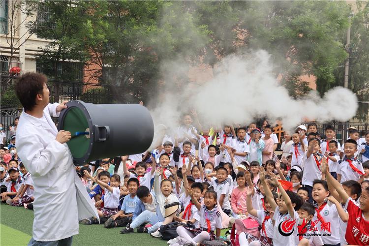 科海筑梦 创见未来——青岛香港路小学第六届“睿·享”嘉年华科技节隆重举行