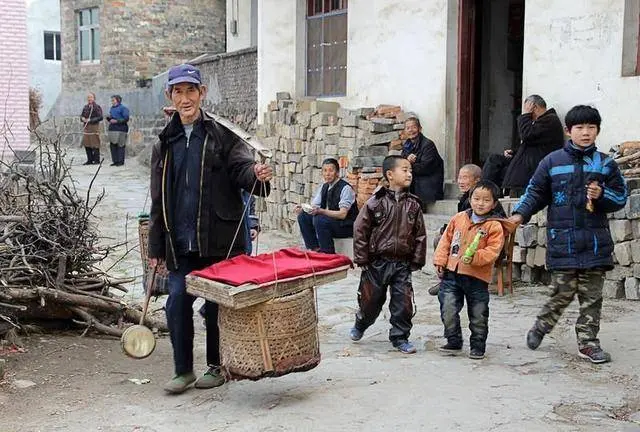 回顾中国正在消失的5个老行当，见过3种以上，说明你长大了