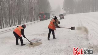 河北滦南：除雪保畅在行动