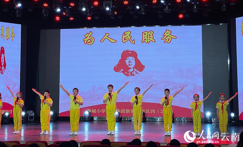 小学生朗读雷锋日记 学习雷锋精神